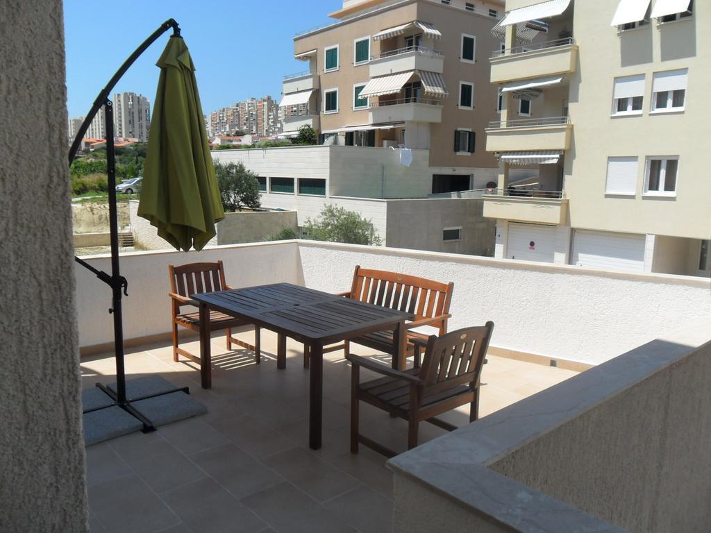 Beachside Apartments Znjan Split Eksteriør billede